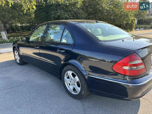 Синій Мерседес Е-Клас, об'ємом двигуна 2.15 л та пробігом 344 тис. км за 6500 $, фото 2 на Automoto.ua