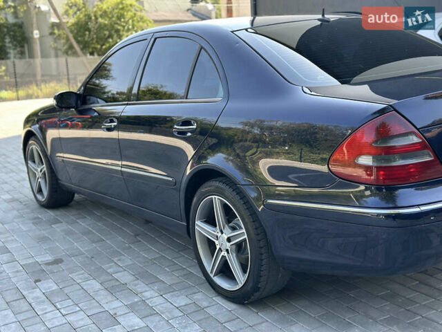Синій Мерседес Е-Клас, об'ємом двигуна 0 л та пробігом 350 тис. км за 7650 $, фото 11 на Automoto.ua