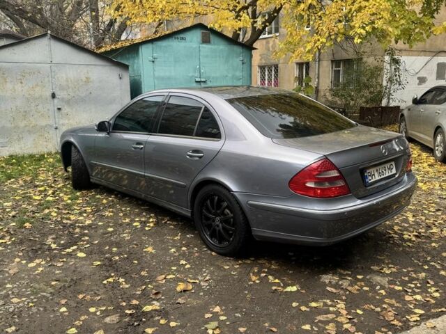 Синій Мерседес Е-Клас, об'ємом двигуна 3.2 л та пробігом 300 тис. км за 4800 $, фото 3 на Automoto.ua