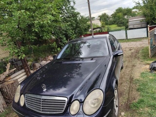 Синій Мерседес Е-Клас, об'ємом двигуна 2.7 л та пробігом 400 тис. км за 3000 $, фото 2 на Automoto.ua