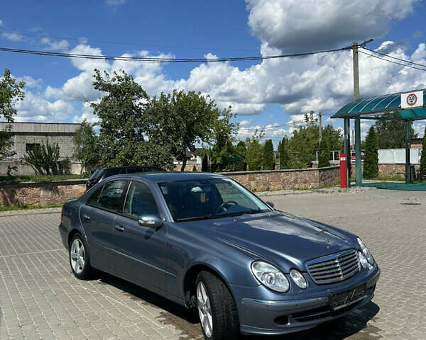 Синий Мерседес Е-Класс, объемом двигателя 0 л и пробегом 400 тыс. км за 3199 $, фото 2 на Automoto.ua