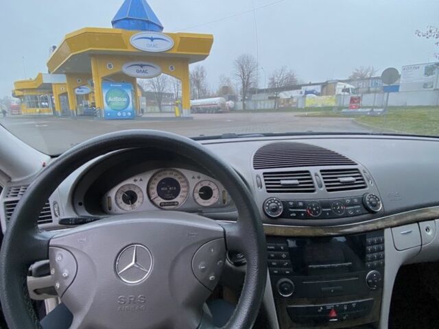 Синій Мерседес Е-Клас, об'ємом двигуна 2.7 л та пробігом 320 тис. км за 3850 $, фото 7 на Automoto.ua