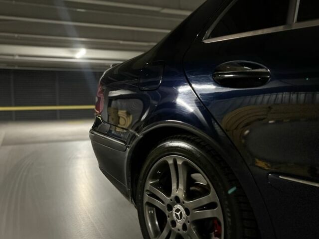 Синий Мерседес Е-Класс, объемом двигателя 3 л и пробегом 355 тыс. км за 7900 $, фото 2 на Automoto.ua