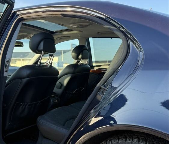 Синий Мерседес Е-Класс, объемом двигателя 3.2 л и пробегом 320 тыс. км за 3999 $, фото 4 на Automoto.ua