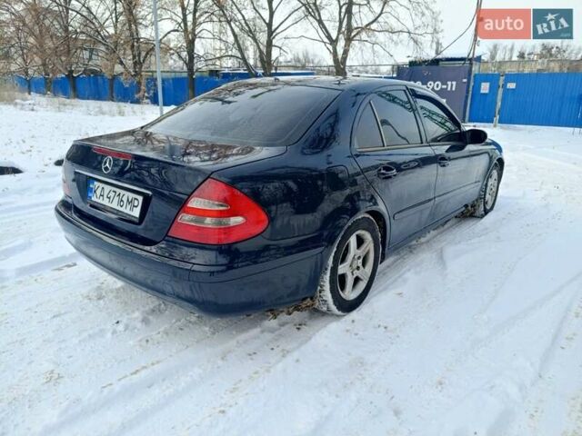 Синий Мерседес Е-Класс, объемом двигателя 1.8 л и пробегом 323 тыс. км за 5500 $, фото 6 на Automoto.ua