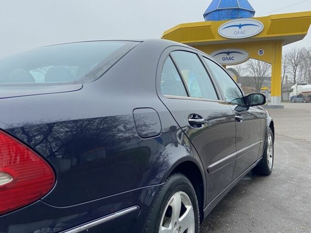 Синій Мерседес Е-Клас, об'ємом двигуна 2.7 л та пробігом 320 тис. км за 3850 $, фото 6 на Automoto.ua