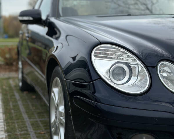 Синий Мерседес Е-Класс, объемом двигателя 2.15 л и пробегом 375 тыс. км за 10200 $, фото 10 на Automoto.ua