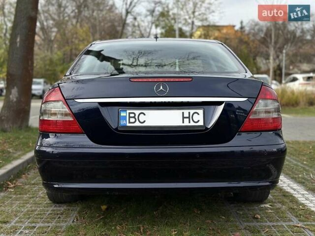 Синий Мерседес Е-Класс, объемом двигателя 2.15 л и пробегом 375 тыс. км за 10200 $, фото 6 на Automoto.ua