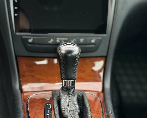 Синий Мерседес Е-Класс, объемом двигателя 2.15 л и пробегом 375 тыс. км за 10200 $, фото 31 на Automoto.ua