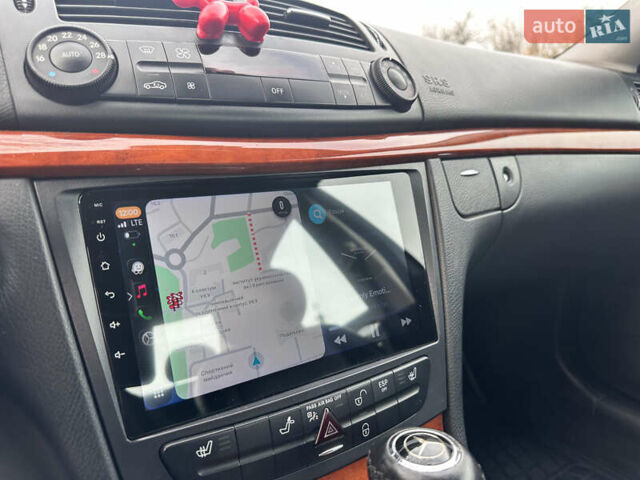 Синий Мерседес Е-Класс, объемом двигателя 2.15 л и пробегом 375 тыс. км за 10200 $, фото 36 на Automoto.ua