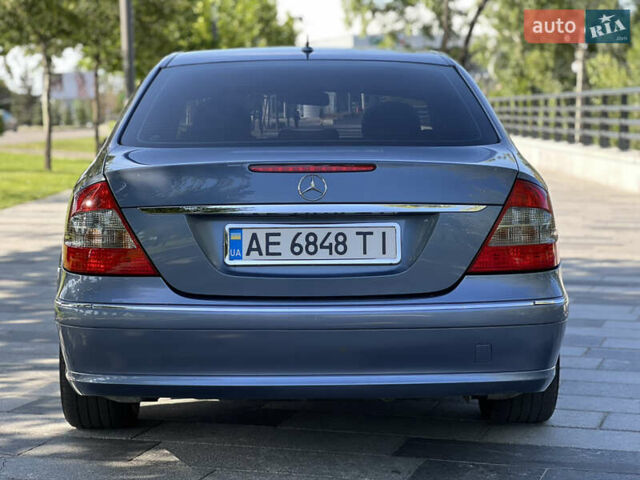 Синий Мерседес Е-Класс, объемом двигателя 1.8 л и пробегом 178 тыс. км за 6999 $, фото 125 на Automoto.ua