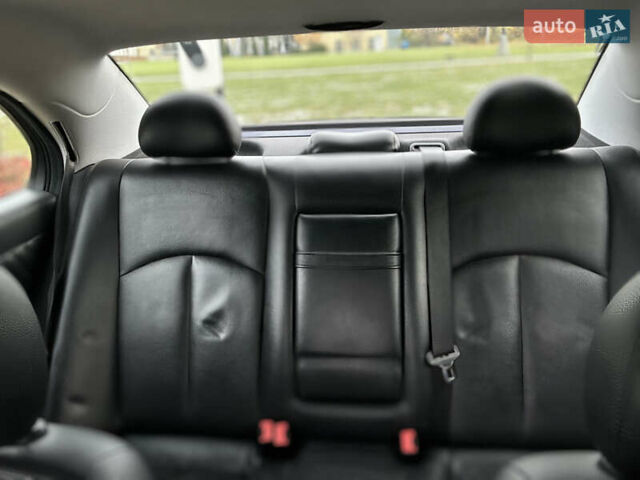 Синий Мерседес Е-Класс, объемом двигателя 2.15 л и пробегом 375 тыс. км за 10200 $, фото 32 на Automoto.ua