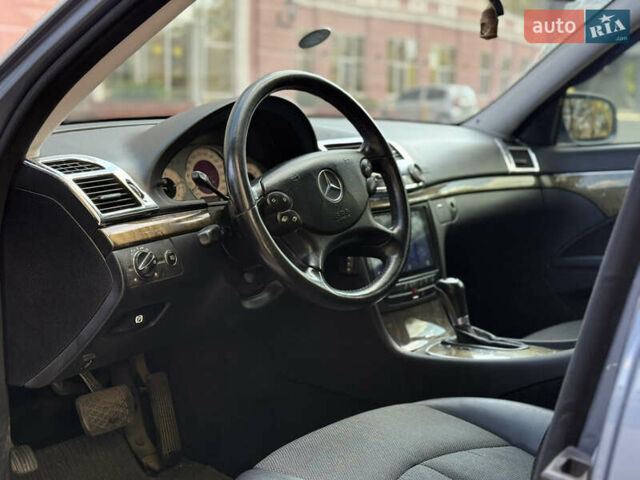 Синій Мерседес Е-Клас, об'ємом двигуна 1.8 л та пробігом 203 тис. км за 8750 $, фото 19 на Automoto.ua