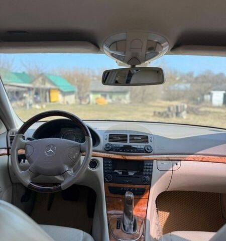 Синий Мерседес Е-Класс, объемом двигателя 3 л и пробегом 417 тыс. км за 7000 $, фото 12 на Automoto.ua