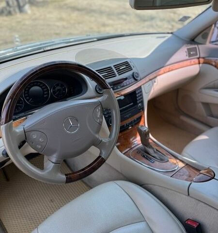 Синий Мерседес Е-Класс, объемом двигателя 3 л и пробегом 417 тыс. км за 7000 $, фото 11 на Automoto.ua