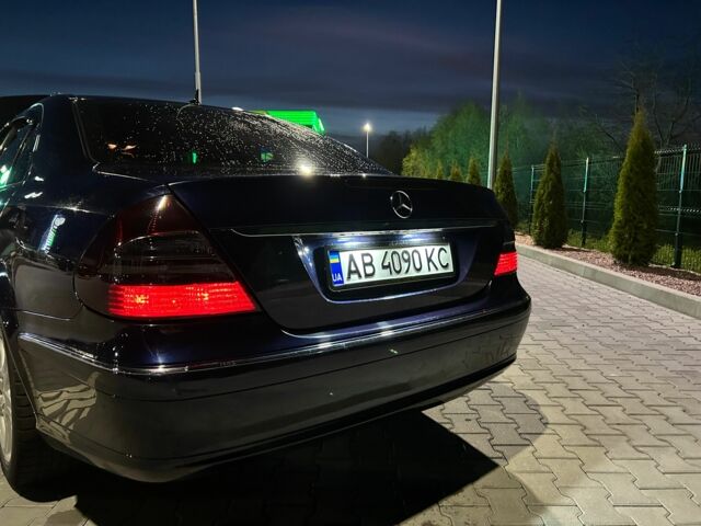 Синій Мерседес Е-Клас, об'ємом двигуна 3 л та пробігом 275 тис. км за 8500 $, фото 4 на Automoto.ua