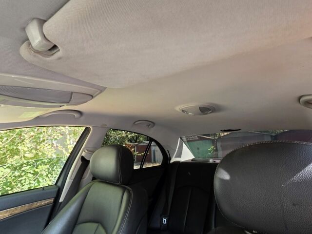 Синий Мерседес Е-Класс, объемом двигателя 3 л и пробегом 15 тыс. км за 8000 $, фото 13 на Automoto.ua