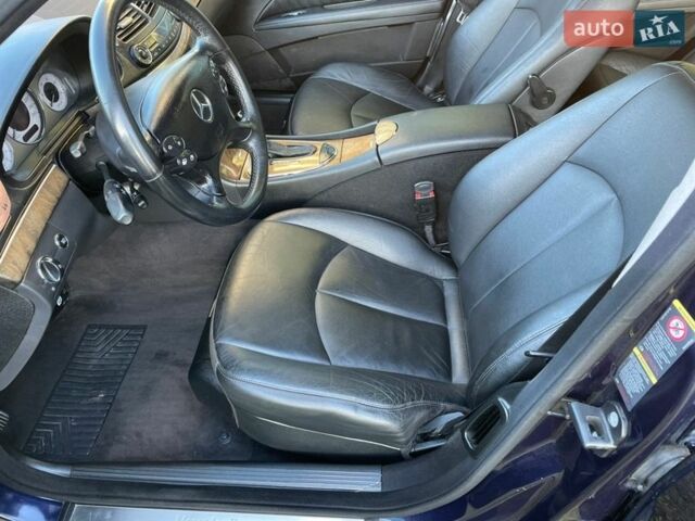 Синій Мерседес Е-Клас, об'ємом двигуна 3 л та пробігом 238 тис. км за 11800 $, фото 25 на Automoto.ua