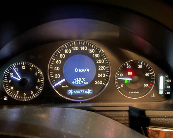 Синий Мерседес Е-Класс, объемом двигателя 2.99 л и пробегом 268 тыс. км за 9800 $, фото 11 на Automoto.ua