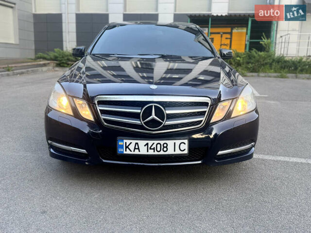 Синий Мерседес Е-Класс, объемом двигателя 1.8 л и пробегом 367 тыс. км за 8800 $, фото 20 на Automoto.ua