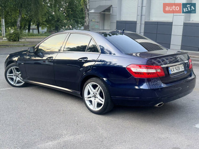 Синий Мерседес Е-Класс, объемом двигателя 1.8 л и пробегом 367 тыс. км за 8800 $, фото 11 на Automoto.ua