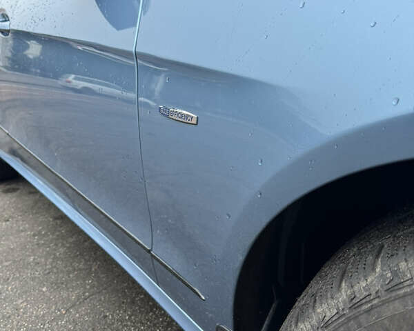 Синий Мерседес Е-Класс, объемом двигателя 3 л и пробегом 286 тыс. км за 15900 $, фото 8 на Automoto.ua