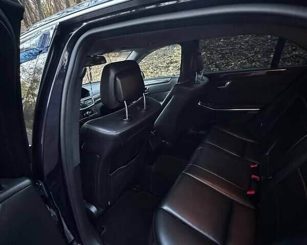 Синій Мерседес Е-Клас, об'ємом двигуна 1.8 л та пробігом 334 тис. км за 10600 $, фото 4 на Automoto.ua