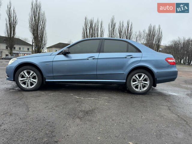 Синий Мерседес Е-Класс, объемом двигателя 3 л и пробегом 286 тыс. км за 15900 $, фото 26 на Automoto.ua