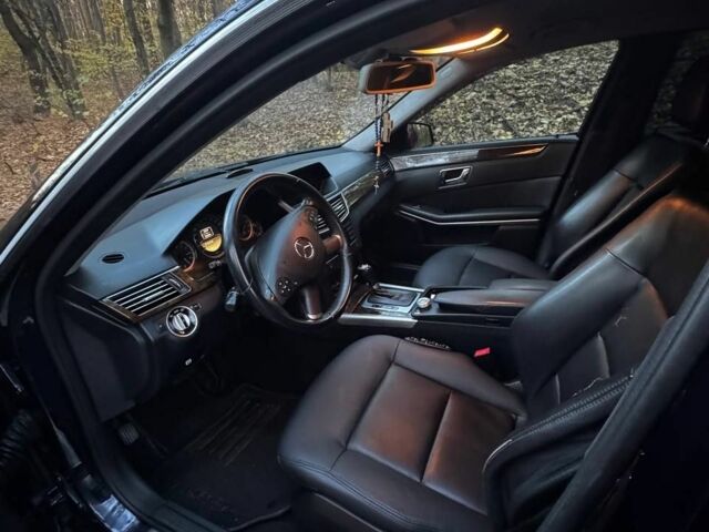 Синій Мерседес Е-Клас, об'ємом двигуна 1.8 л та пробігом 334 тис. км за 10600 $, фото 3 на Automoto.ua