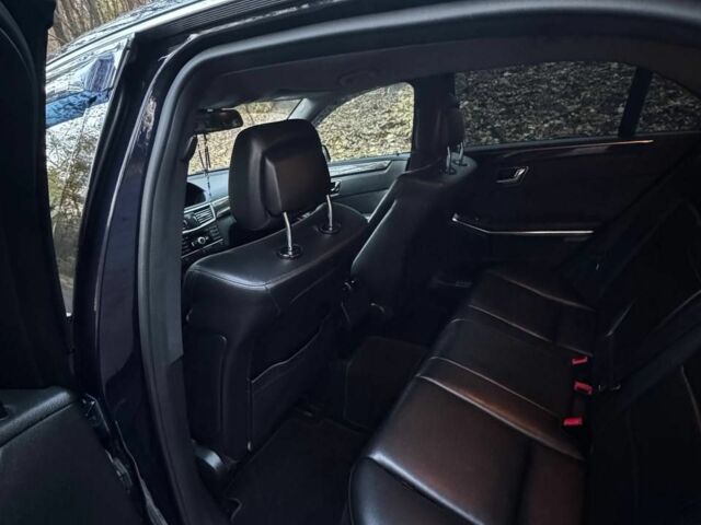 Синій Мерседес Е-Клас, об'ємом двигуна 1.8 л та пробігом 334 тис. км за 10600 $, фото 5 на Automoto.ua