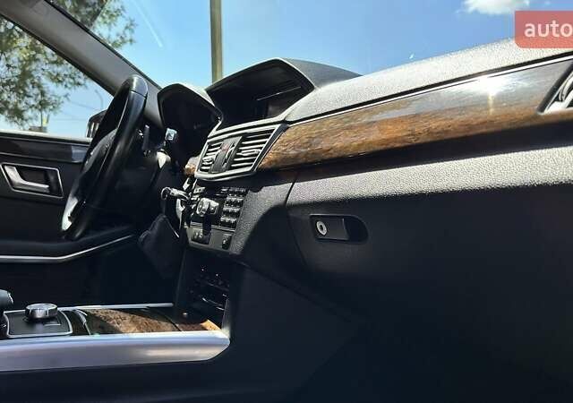 Синий Мерседес Е-Класс, объемом двигателя 3 л и пробегом 343 тыс. км за 16499 $, фото 24 на Automoto.ua