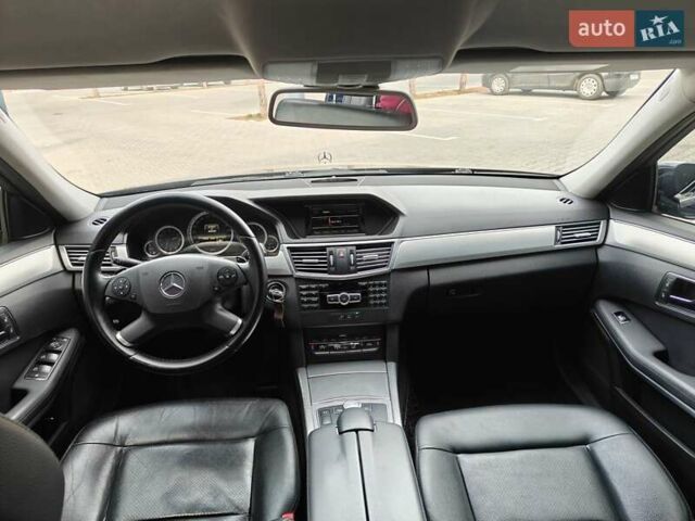 Синий Мерседес Е-Класс, объемом двигателя 2.14 л и пробегом 455 тыс. км за 10900 $, фото 35 на Automoto.ua