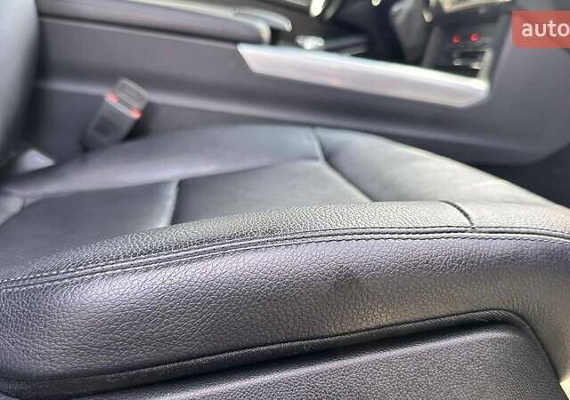 Синий Мерседес Е-Класс, объемом двигателя 3 л и пробегом 343 тыс. км за 16499 $, фото 2 на Automoto.ua