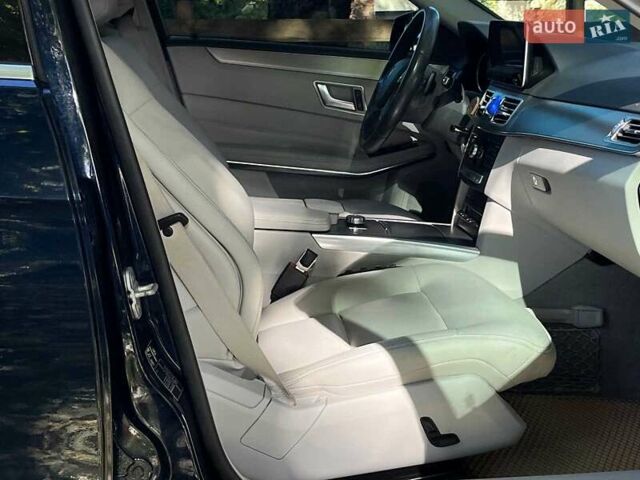 Мерседес Е-Класс 2013 в Киеве на Automoto.ua Синий Мерседес Е-Класс, объемом двигателя 2.2 л и пробегом 213 тыс. км за 19390 $, фото 28 на Automoto.ua
