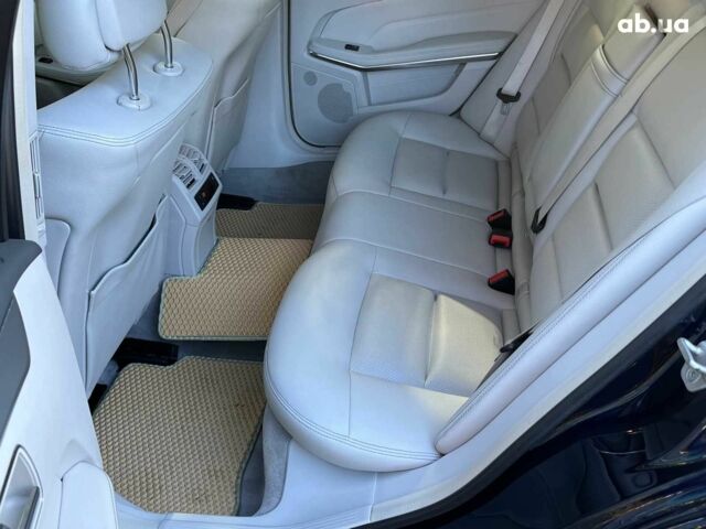 Синий Мерседес Е-Класс, объемом двигателя 2.2 л и пробегом 213 тыс. км за 19390 $, фото 23 на Automoto.ua