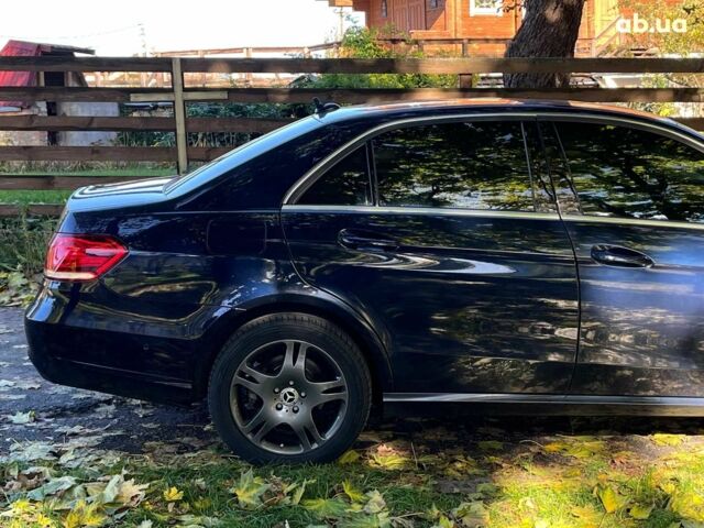 Синий Мерседес Е-Класс, объемом двигателя 2.2 л и пробегом 213 тыс. км за 19390 $, фото 4 на Automoto.ua