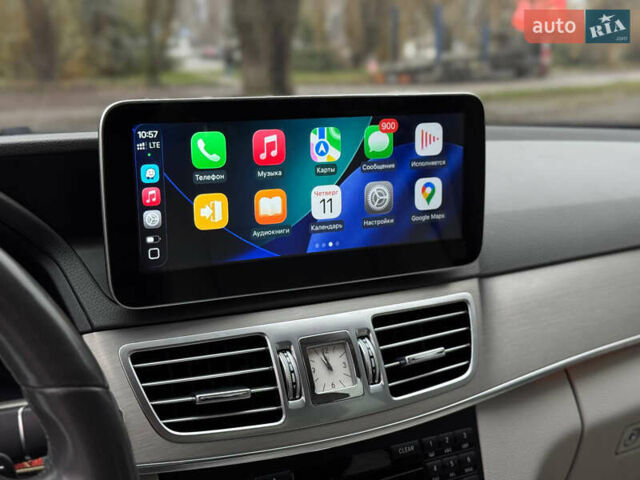 Синий Мерседес Е-Класс, объемом двигателя 2.14 л и пробегом 217 тыс. км за 16000 $, фото 32 на Automoto.ua