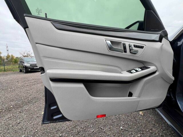 Мерседес Е-Класс 2014 в Киеве на Automoto.ua Синий Мерседес Е-Класс, объемом двигателя 3.5 л и пробегом 205 тыс. км за 18000 $, фото 23 на Automoto.ua