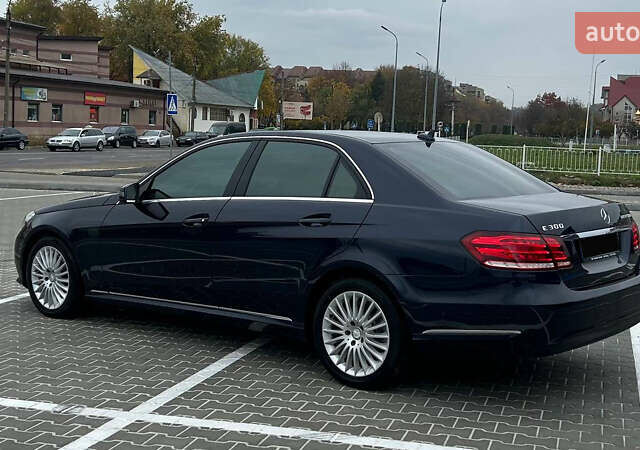 Синій Мерседес Е-Клас, об'ємом двигуна 2.2 л та пробігом 322 тис. км за 14500 $, фото 3 на Automoto.ua