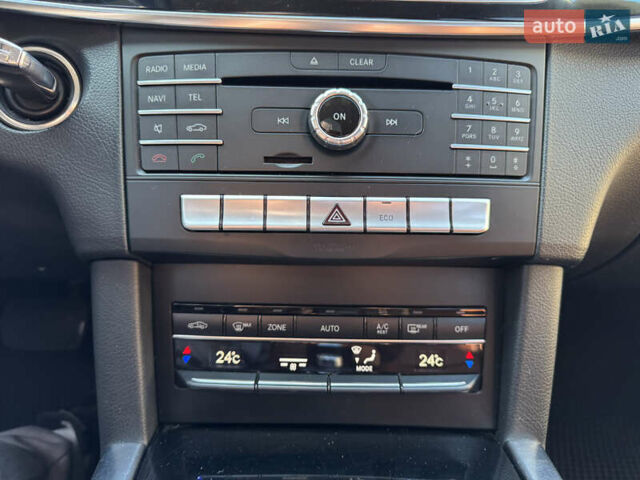 Синий Мерседес Е-Класс, объемом двигателя 2.14 л и пробегом 360 тыс. км за 16000 $, фото 26 на Automoto.ua