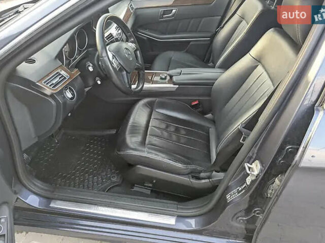 Синій Мерседес Е-Клас, об'ємом двигуна 3 л та пробігом 328 тис. км за 16900 $, фото 13 на Automoto.ua