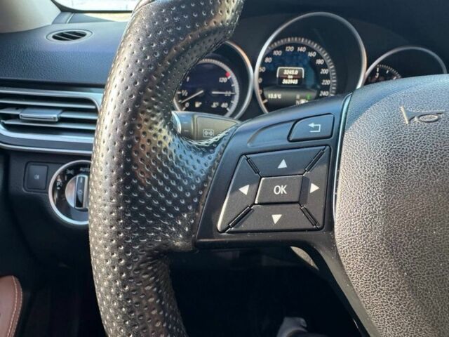 Синий Мерседес Е-Класс, объемом двигателя 2.2 л и пробегом 360 тыс. км за 15999 $, фото 19 на Automoto.ua