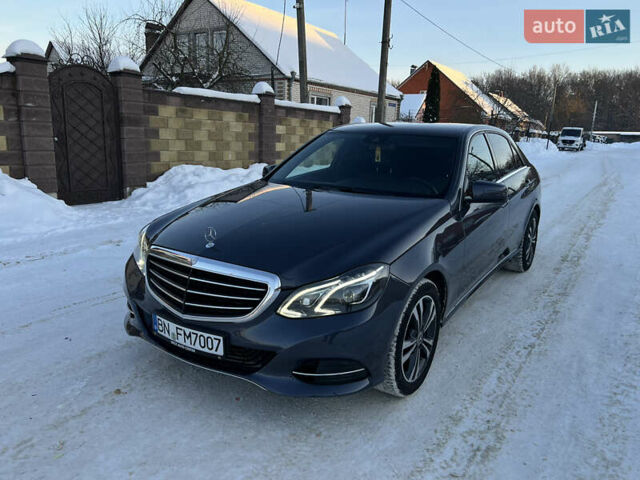 Синий Мерседес Е-Класс, объемом двигателя 3 л и пробегом 330 тыс. км за 17500 $, фото 4 на Automoto.ua