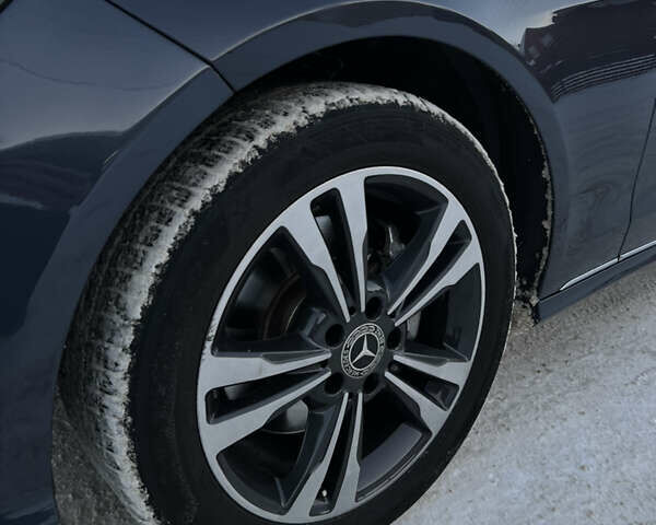 Синий Мерседес Е-Класс, объемом двигателя 3 л и пробегом 330 тыс. км за 17500 $, фото 36 на Automoto.ua