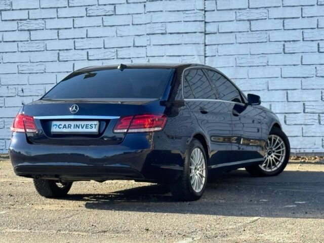 Синий Мерседес Е-Класс, объемом двигателя 2.2 л и пробегом 360 тыс. км за 15999 $, фото 5 на Automoto.ua