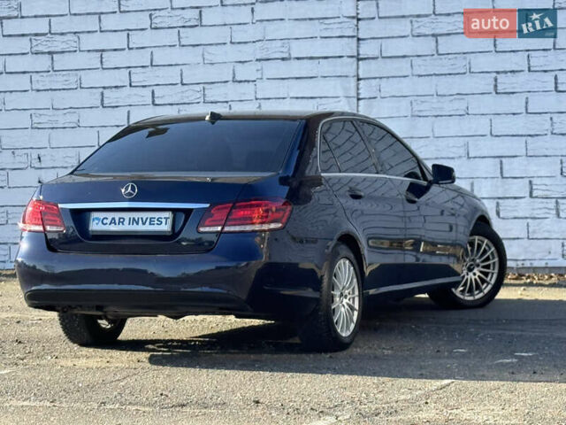 Синий Мерседес Е-Класс, объемом двигателя 2.14 л и пробегом 360 тыс. км за 15999 $, фото 13 на Automoto.ua