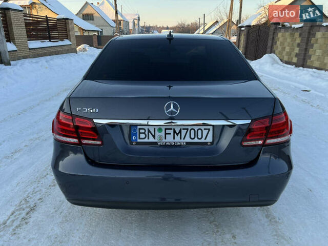 Синий Мерседес Е-Класс, объемом двигателя 3 л и пробегом 330 тыс. км за 17500 $, фото 12 на Automoto.ua