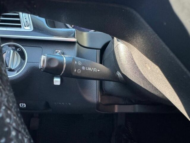 Синий Мерседес Е-Класс, объемом двигателя 2.2 л и пробегом 360 тыс. км за 15999 $, фото 20 на Automoto.ua