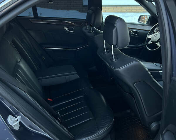 Синий Мерседес Е-Класс, объемом двигателя 3 л и пробегом 330 тыс. км за 17500 $, фото 28 на Automoto.ua