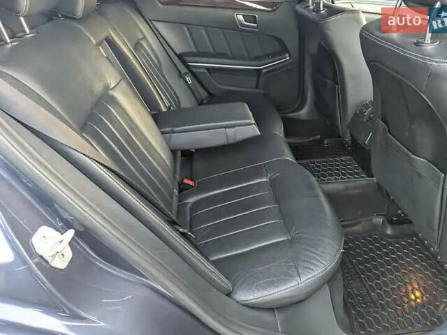 Синій Мерседес Е-Клас, об'ємом двигуна 3 л та пробігом 328 тис. км за 16900 $, фото 14 на Automoto.ua